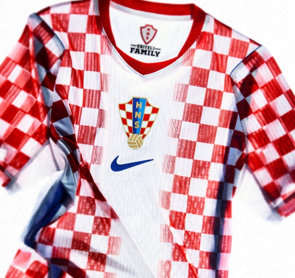 Predstavljen novi dres hrvatske nogometne reprezentacije