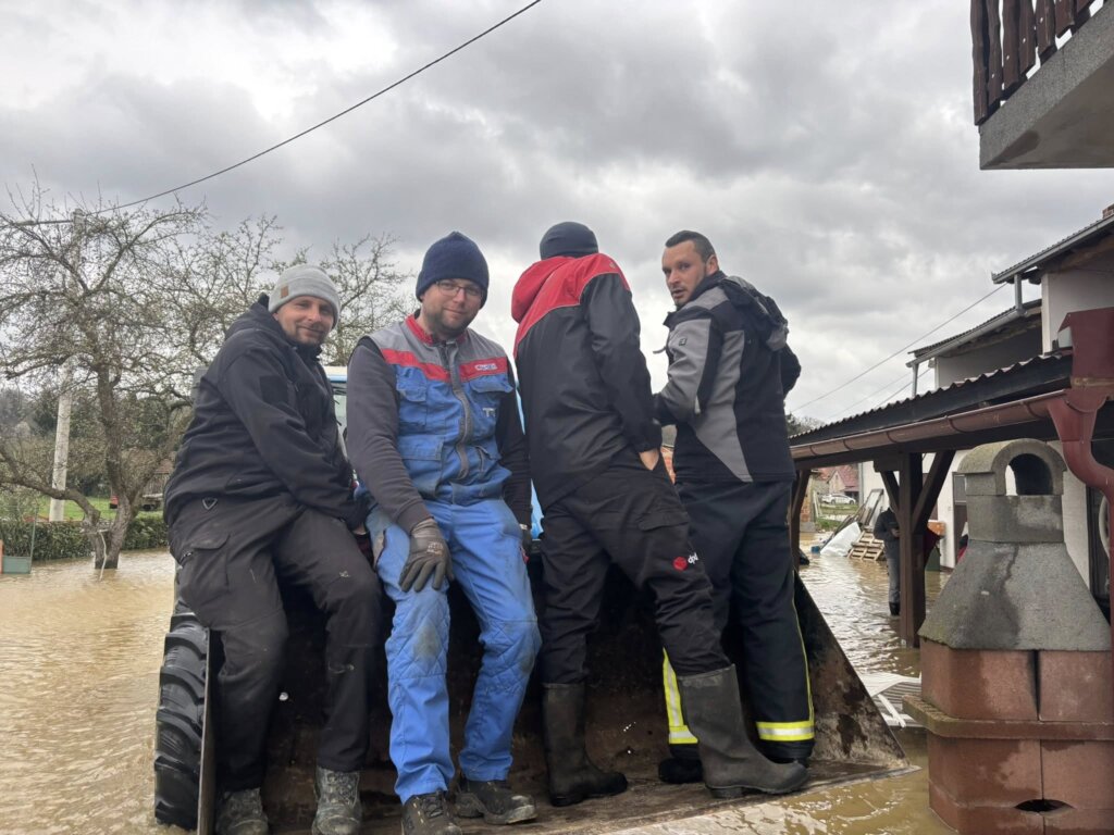 658346144 122103890906982397 1698861419870919711 N