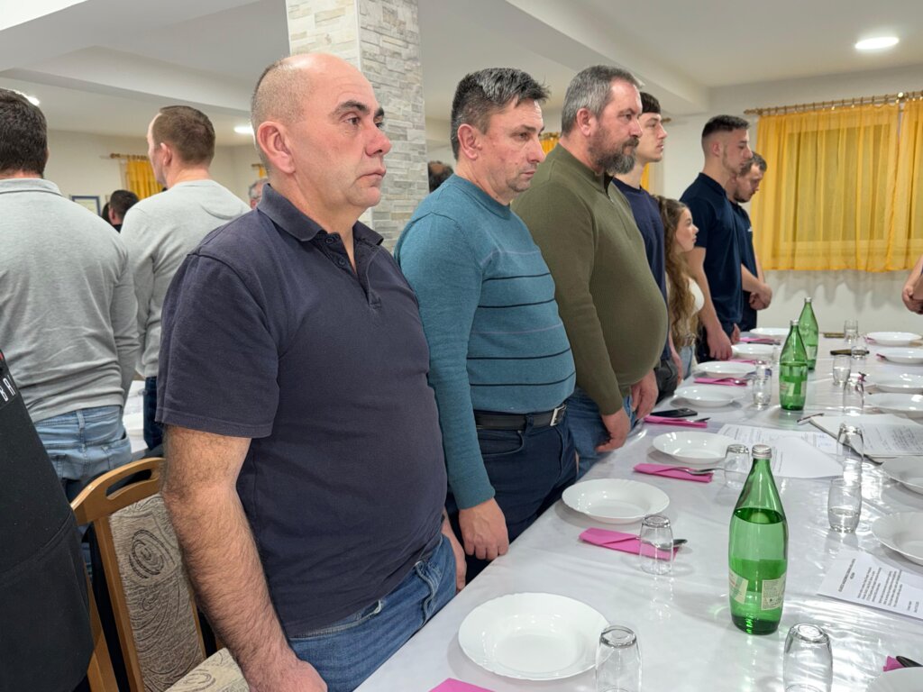 6b411c5b F5f5 4cd9 96c1 401b06312f69