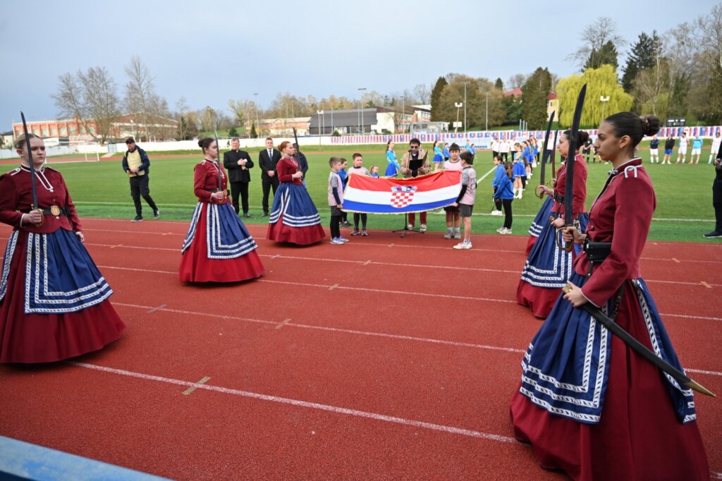 91256350 E556 4114 B683 3d2c9d207e06