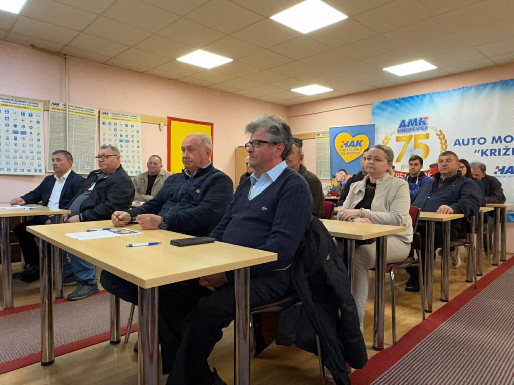 9efd7bb5 40bc 4097 Ba06 76626396e322