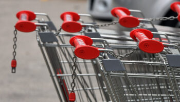 ibenik: ?etvrti Op?i Bojkot Trgovina Na Incijativu Udruge Halo Inspektore kolica za dućan