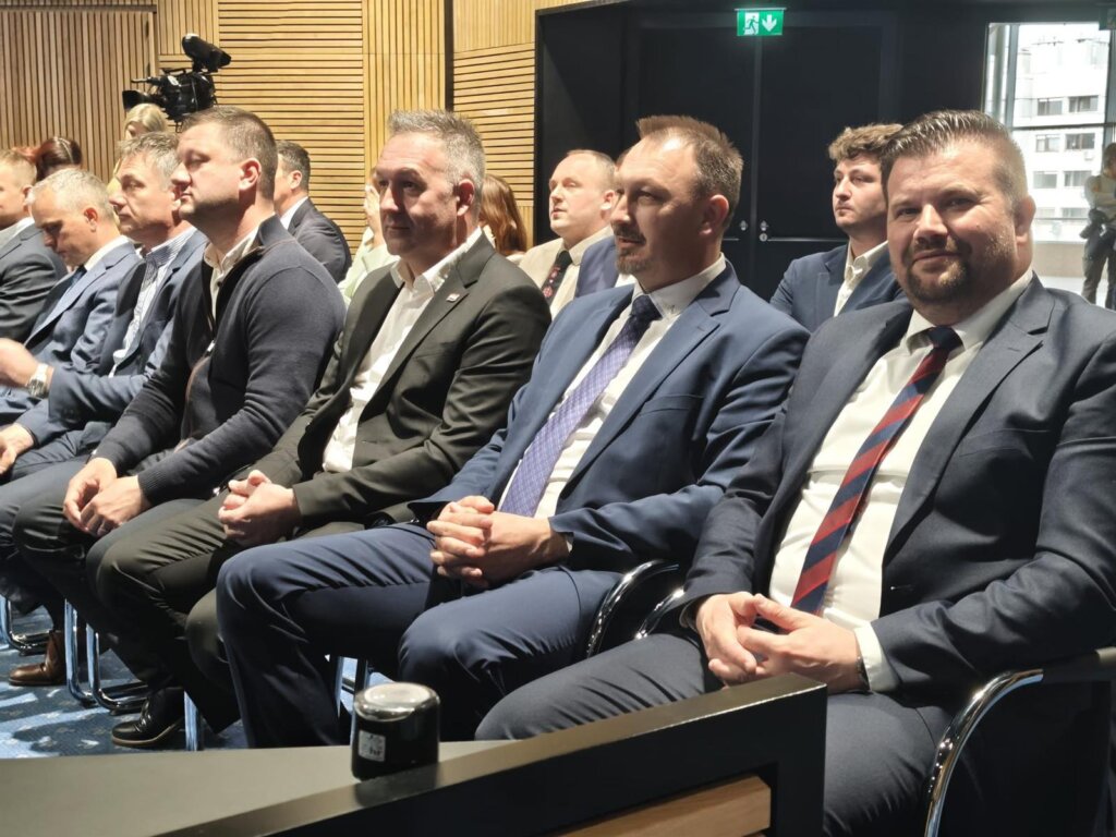 Potpisivanje Ugovora (6)