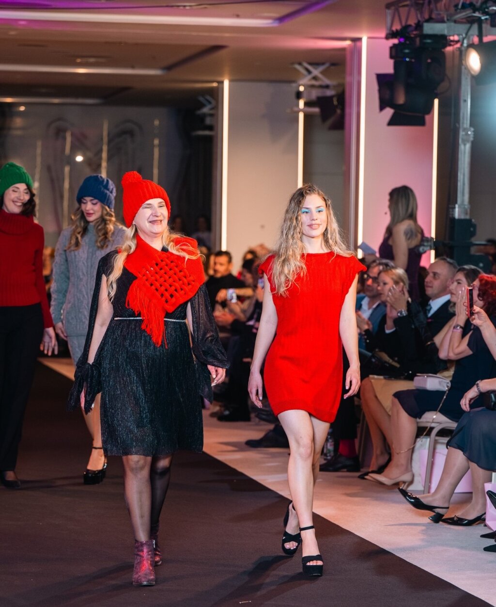 Žene Iz Udruge Sve Za Nju Dizajner Diana Dominić