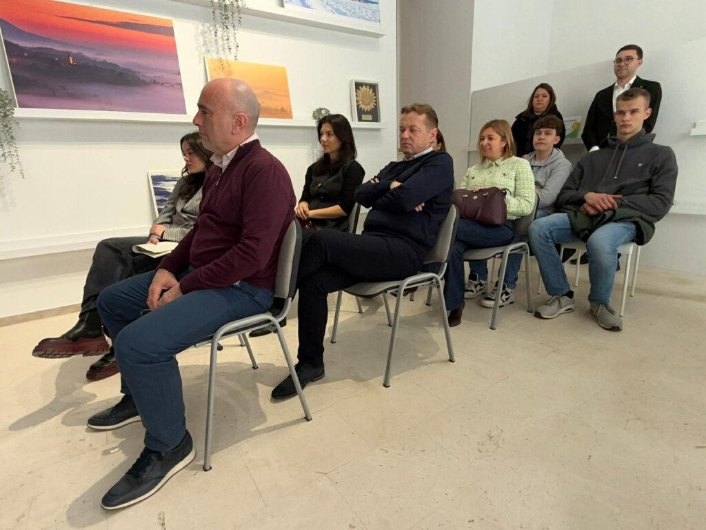 Aa53c13f 8ea5 43e4 9ff0 Bd8f2f89908c