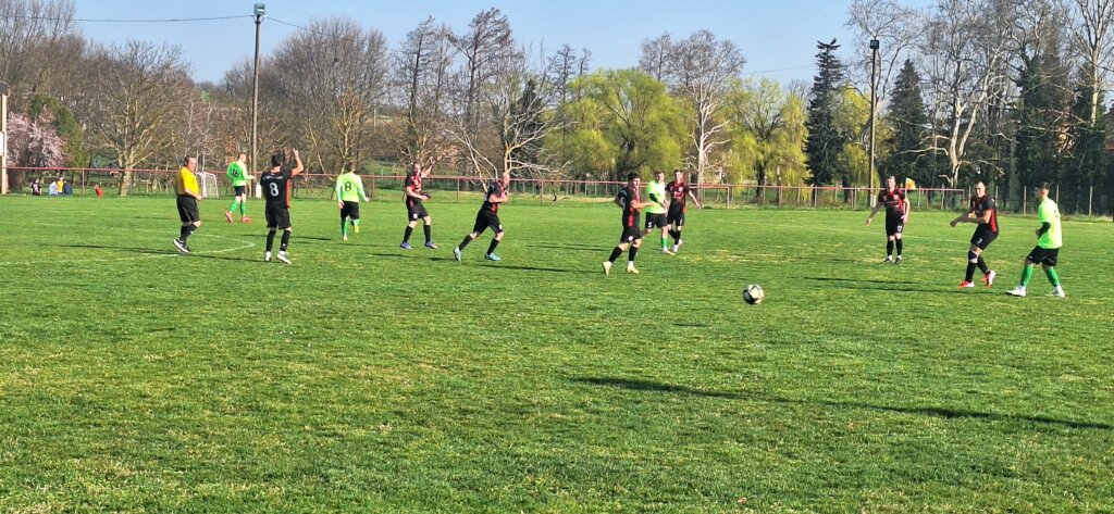 Att.haloyu0xbgjga0y Ct8bdnw Kvsxmxzgaeiemiv2htq