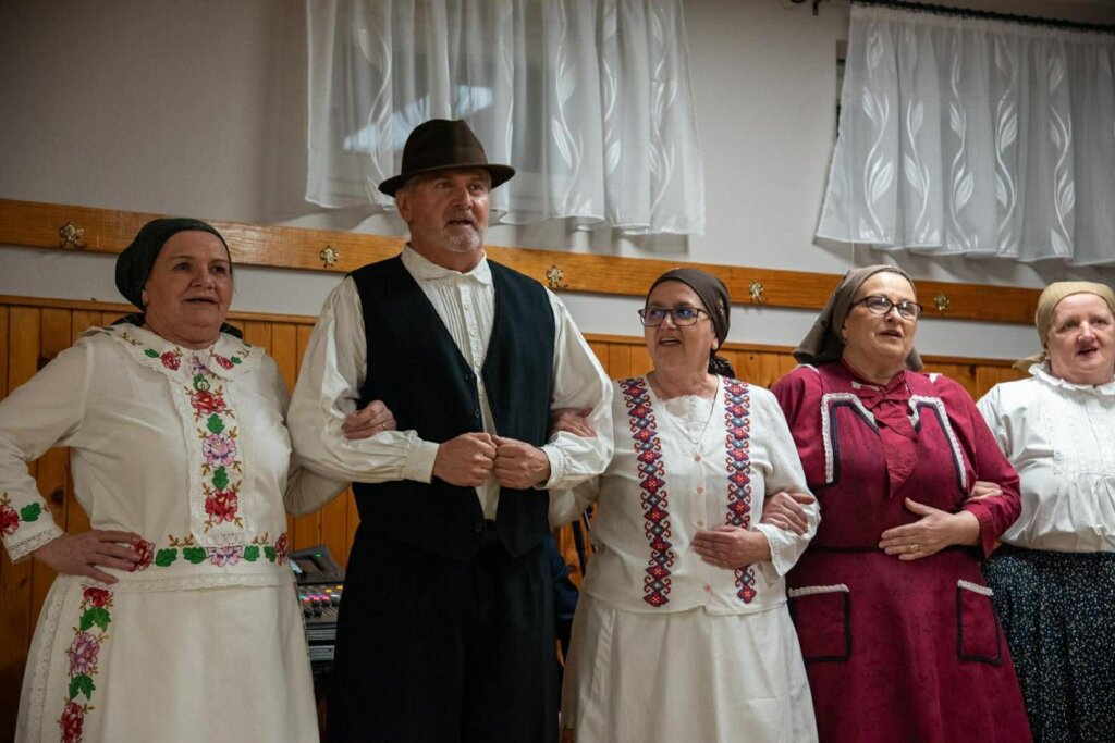 Bbb0b29f 807f 48a1 8b5c 7188f28ba866