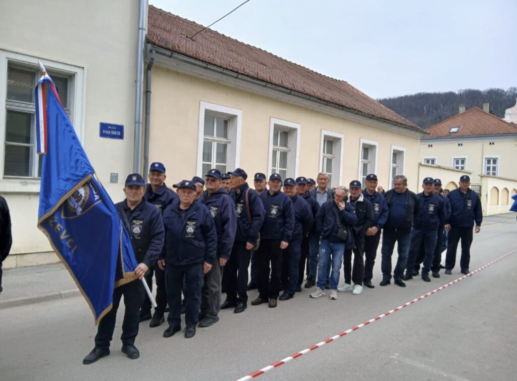 C836bd6b 7a97 430c 84e0 23ecf305a56f