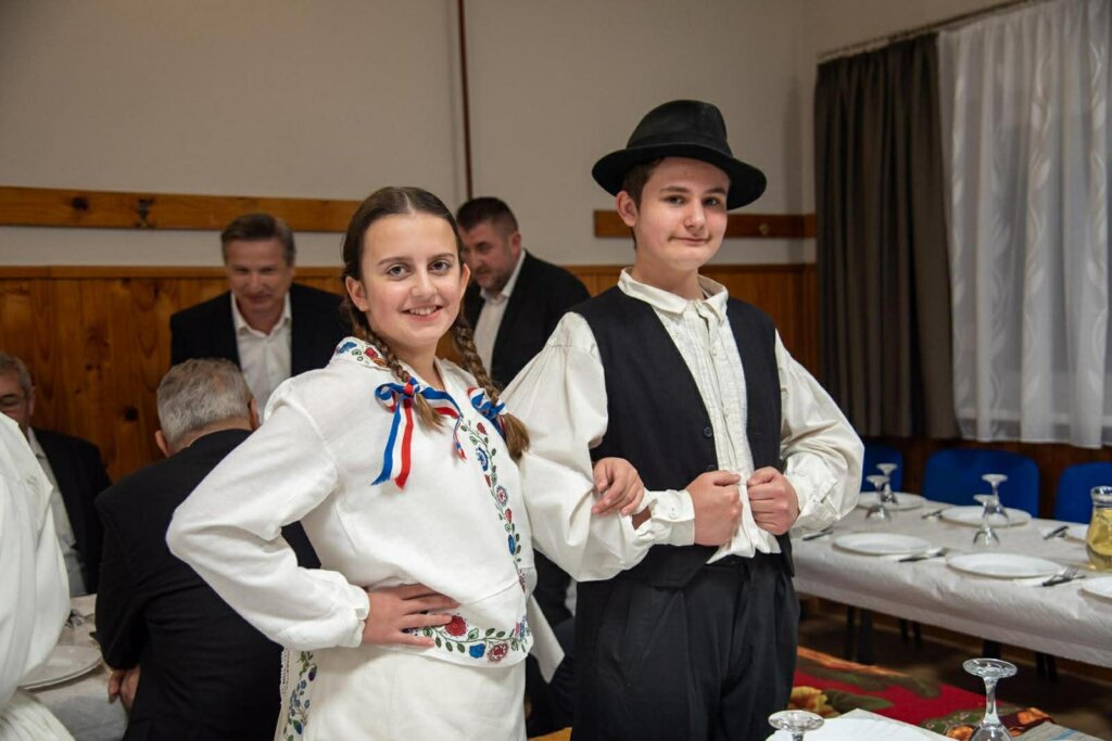 D243a2ee 701e 4930 9e1d 71af4e332897