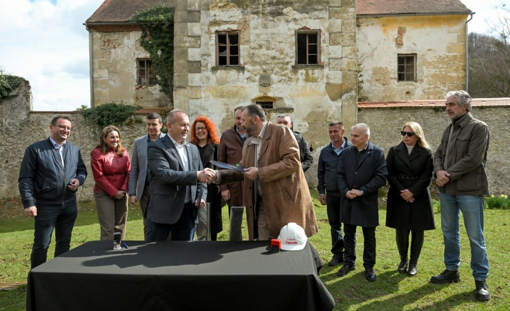 Dvorac Bela I Potopisivanje Ugovora Projektiranje 2026 4