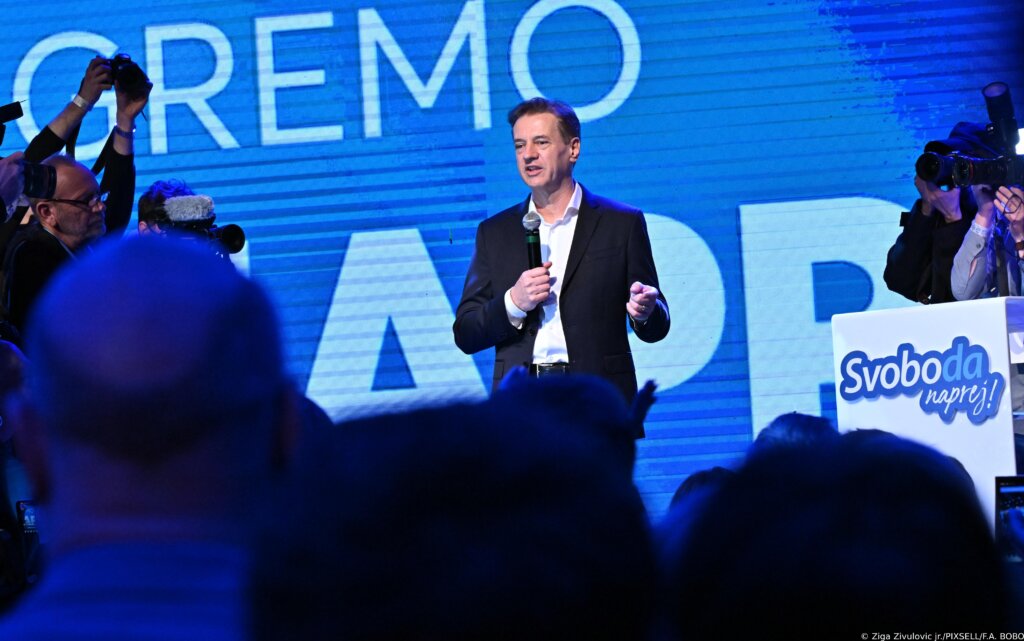 Mrtva trka u Sloveniji: Golobu minimalna prednost pred Janšom