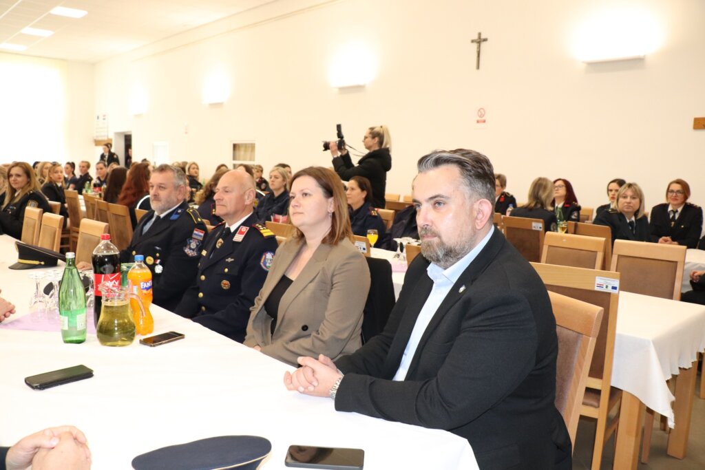 Vatrogaskinje Vzž (31)