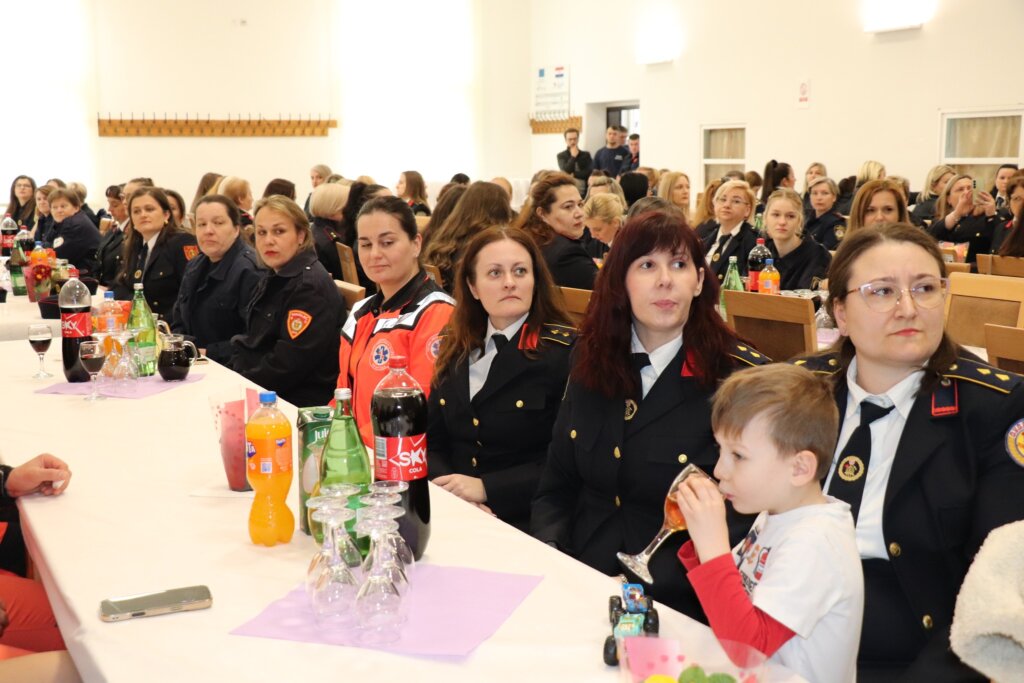 Vatrogaskinje Vzž (36)