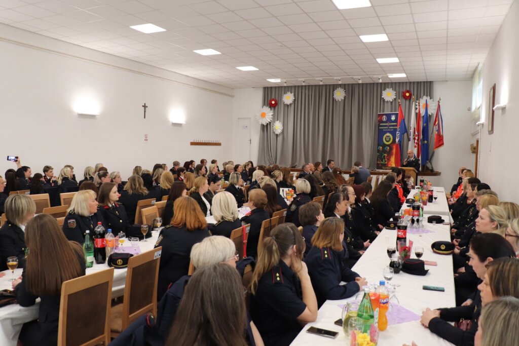 Vatrogaskinje Vzž (38)