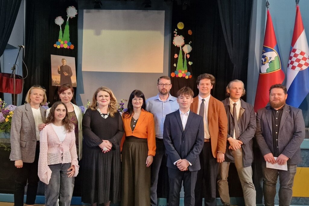 013 Organizacijski Odbor, Domaćini I Pokrovitelji