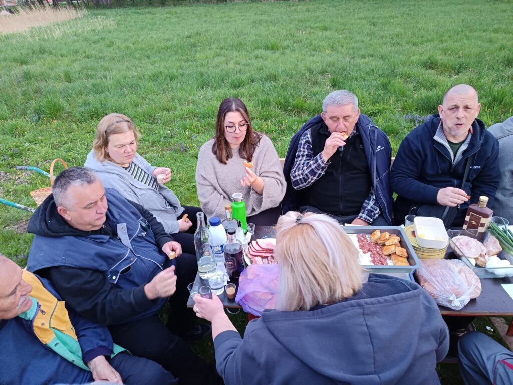 1d243521 Aa91 4b36 8503 9b79332a9074