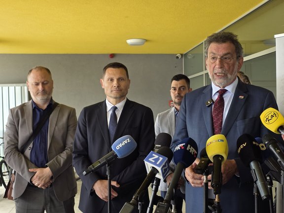 20260429 113431.jpg 648x432 Q85 Subsampling 2