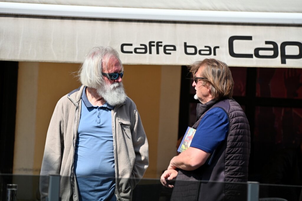 29e217fc 3c48 410c 8525 9f54c7b952aa