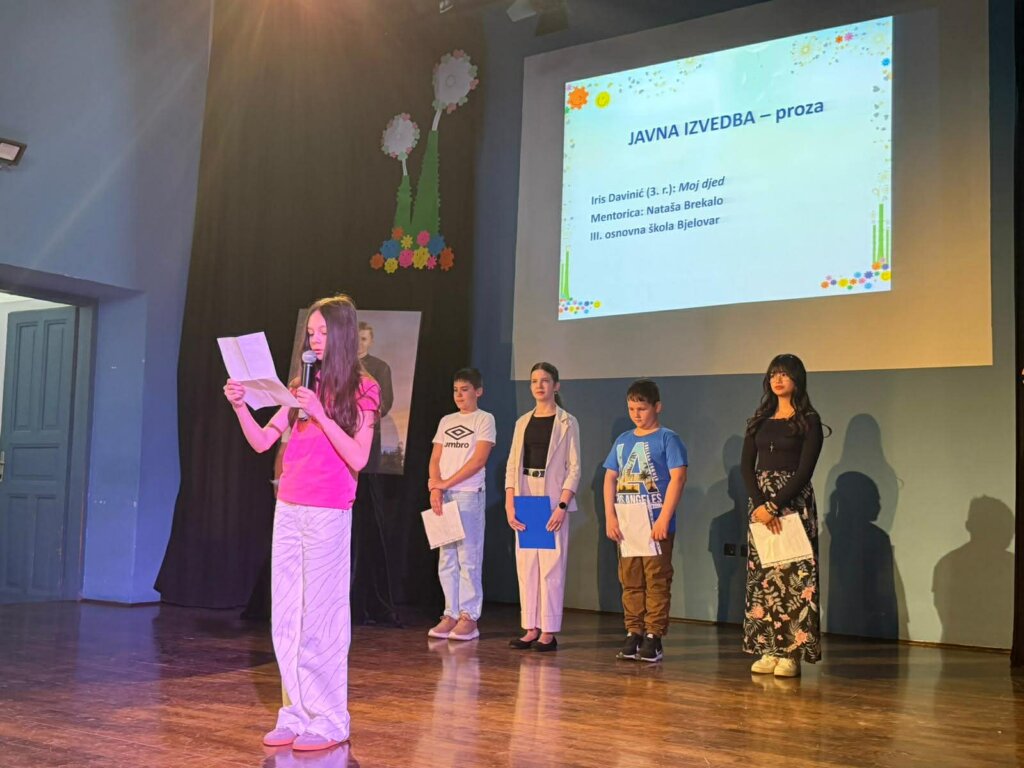 379420b0 D696 4cf9 B8df 5f30f9b23715