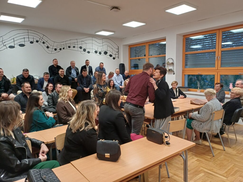 44a2c05d 1640 4642 Bdf7 89ea3eb50779