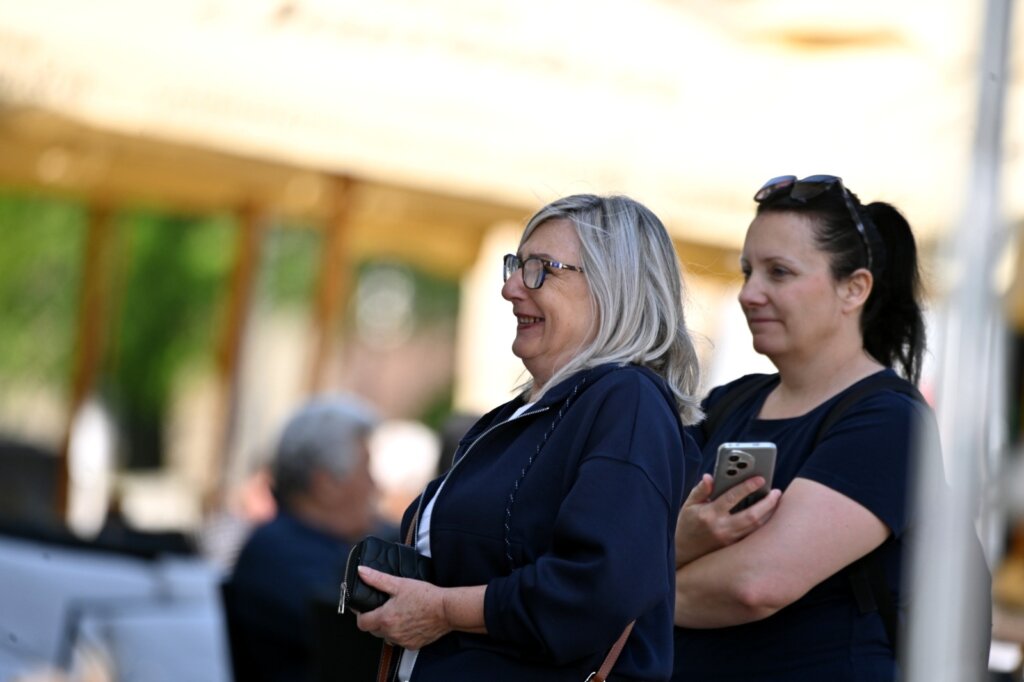 50c88407 D734 4b1f 8564 8829916cc7a4