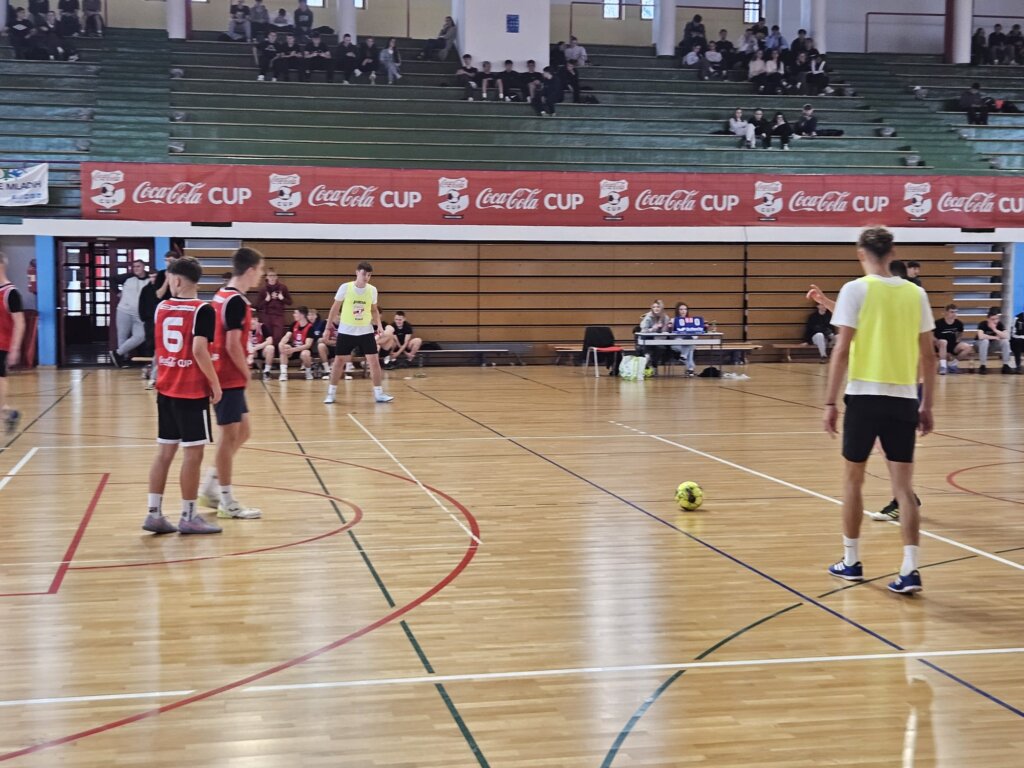 551e0d58 66d5 43d3 B8d4 7dbbb72e9660