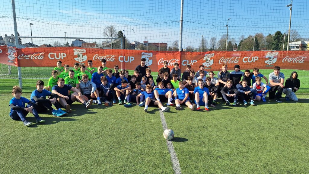 563765c9 7262 4b8d 9163 70e84457d959