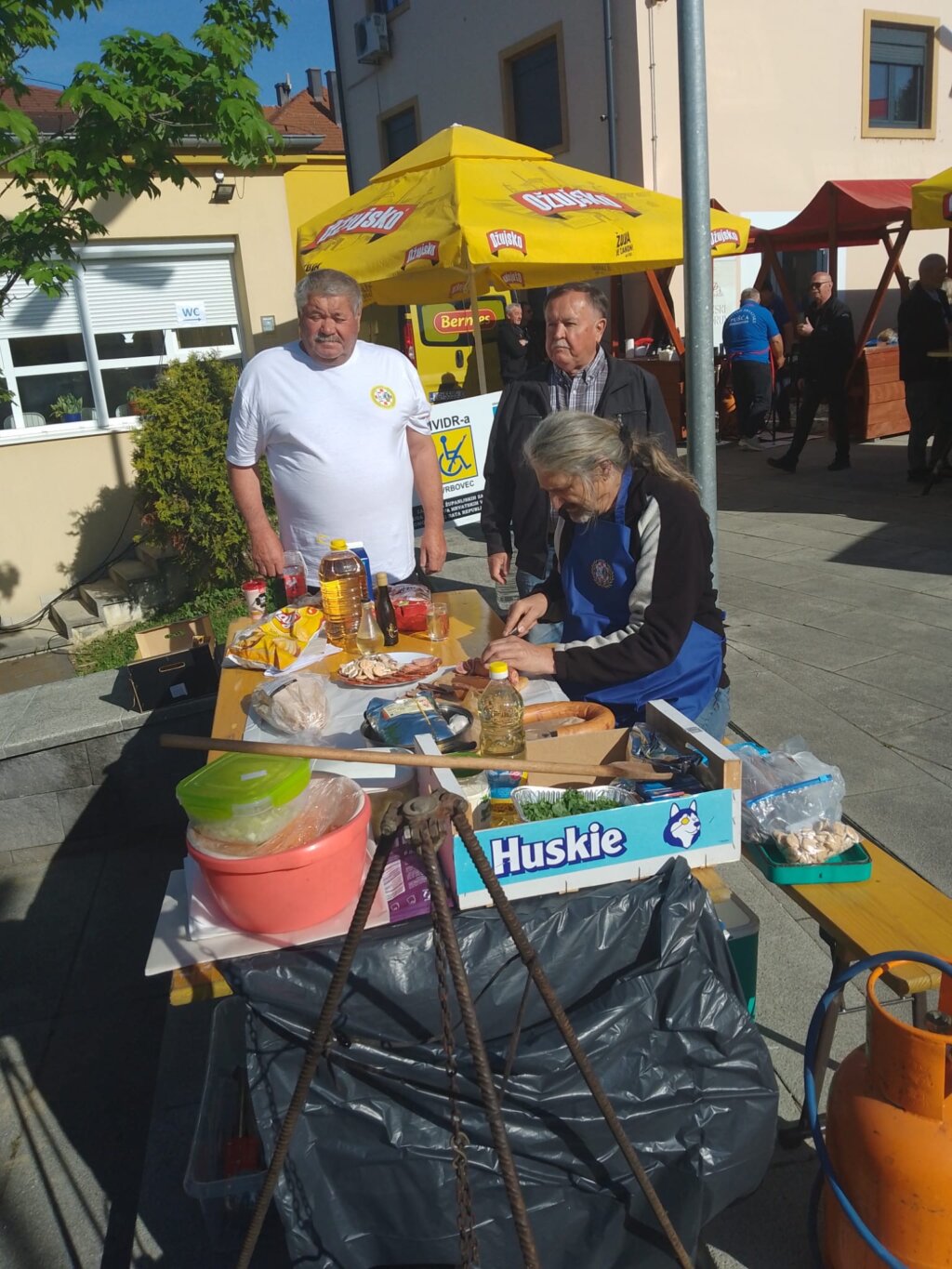 5e1c5972 Aec9 4a23 9e20 6092cf169cb4