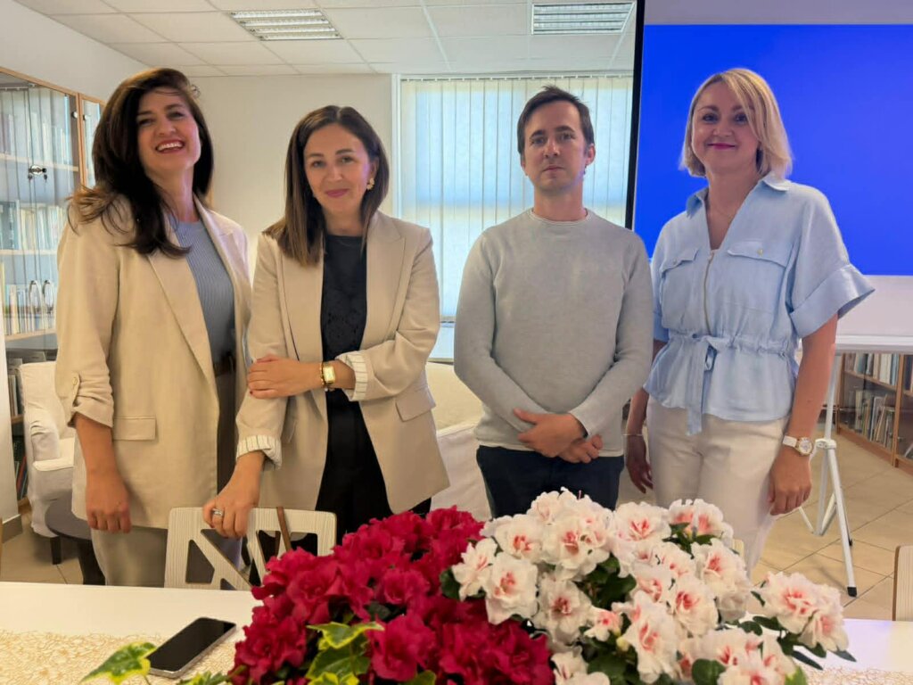 605ab802 Aca1 4bd0 898e 03c9c74f0fc4