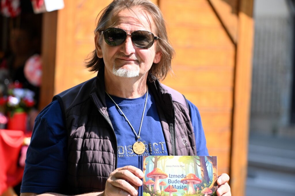 652eeee1 B36d 4c30 95eb 815c810502f1