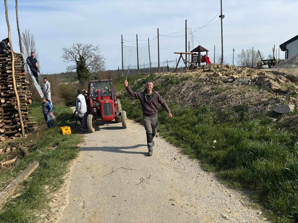 659083611 890754003966510 2012578467847989124 N