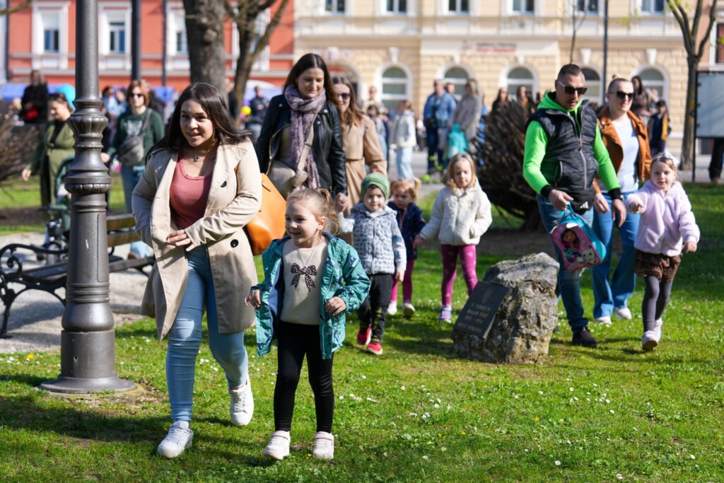 659925084 1389140526591635 2942754023370738787 N