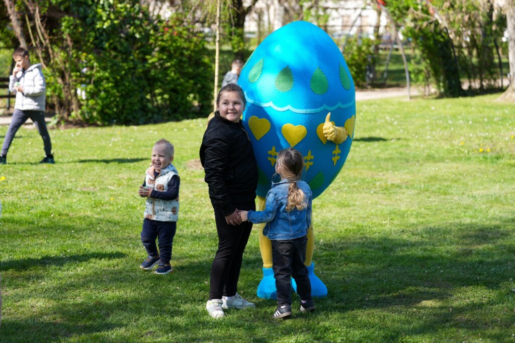 663247043 1389141913258163 526657795663822241 N