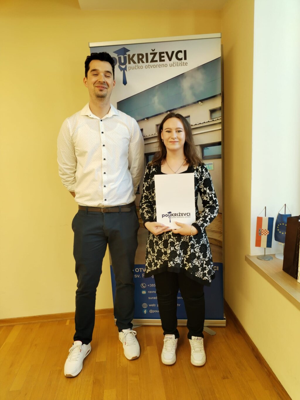 669345522 1259124736335237 2792602682087174369 N