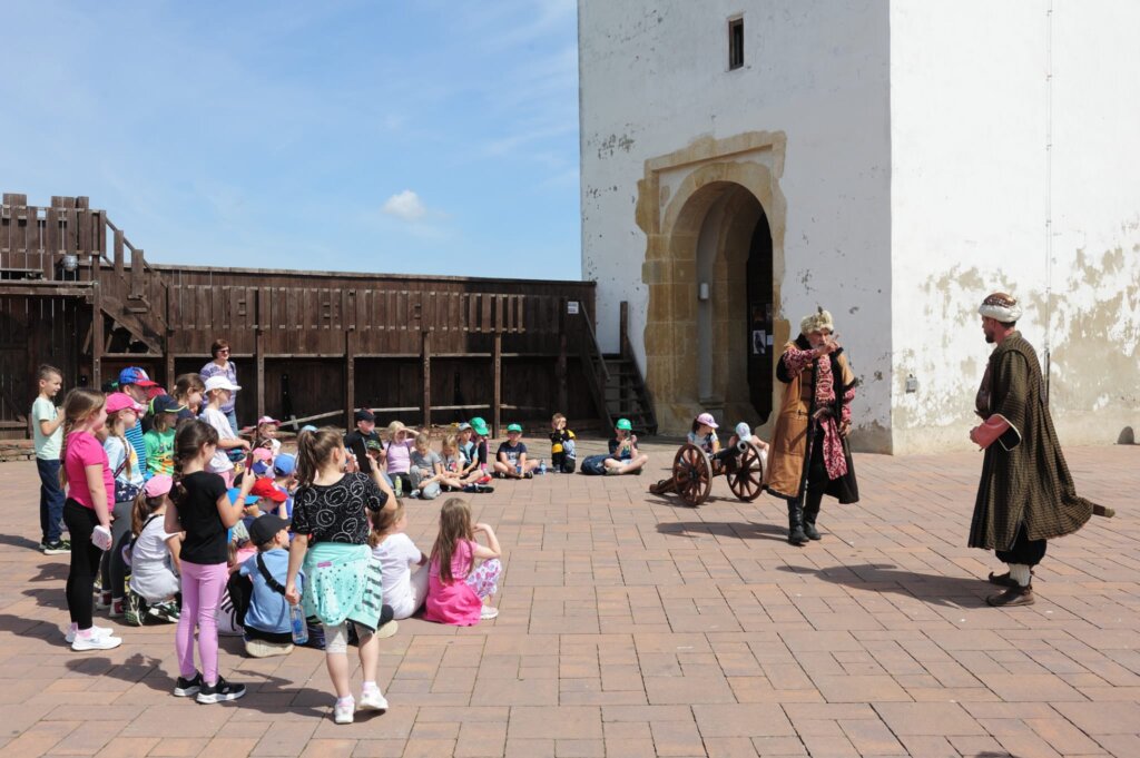 670875755 1452034543633678 4136620552656527343 N