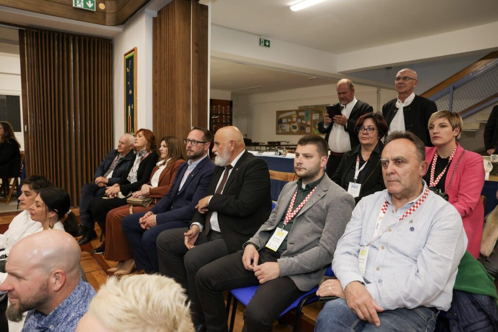 673191941 1452532186917247 88171434535410992 N