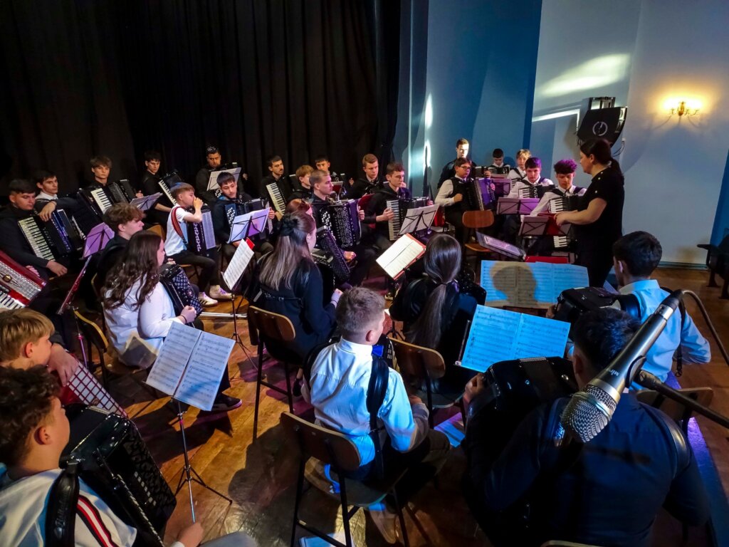 677408593 1921971108746913 6564871358608676190 N