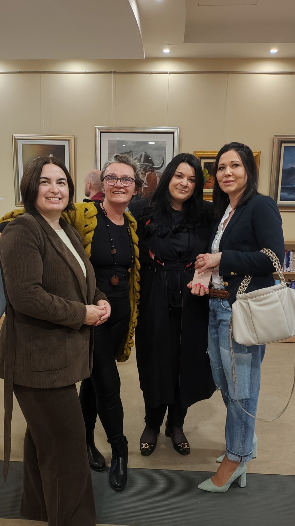 678020454 1267090735538637 111970894661343602 N