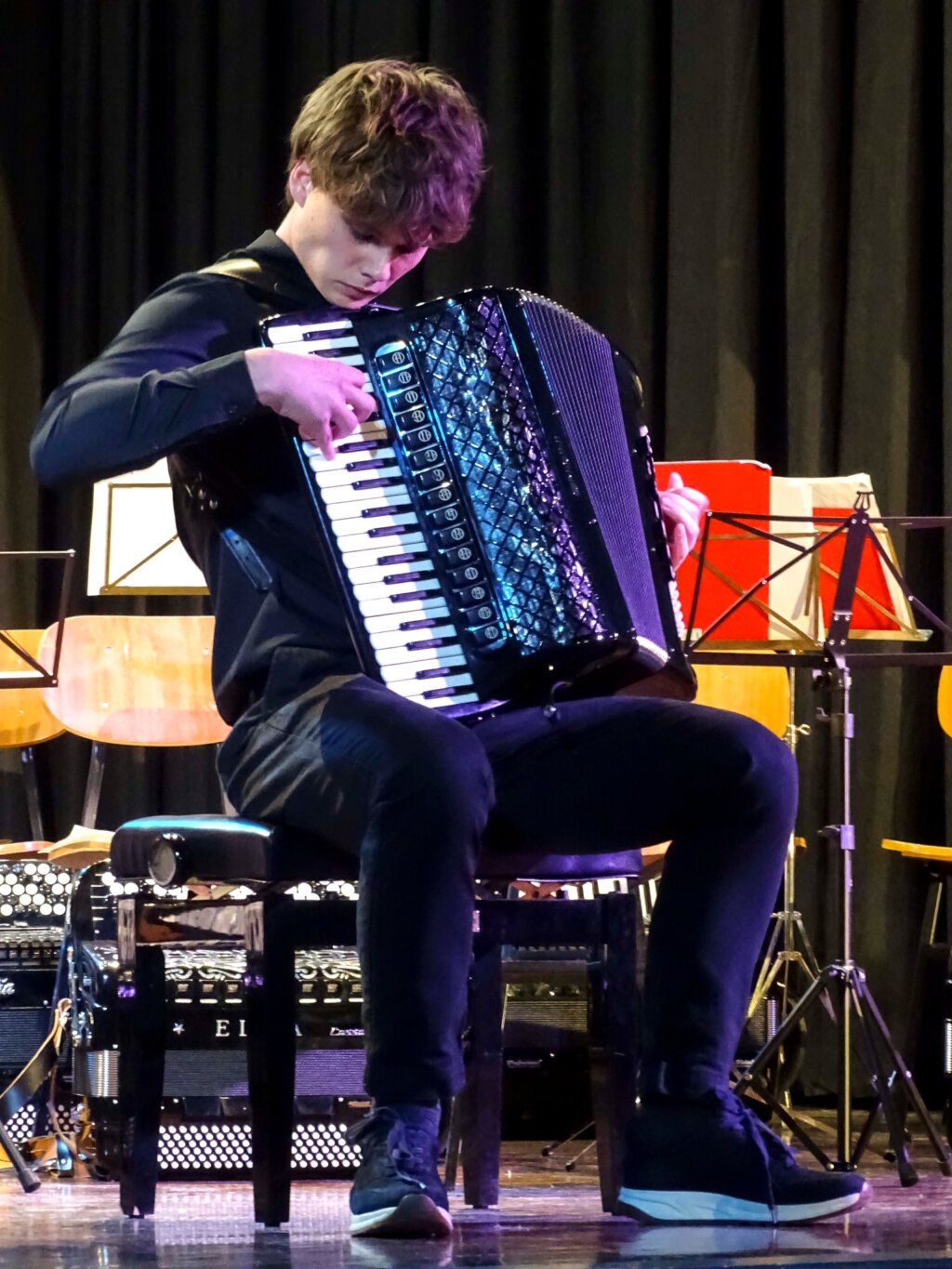 678969990 1921971932080164 820078673070966808 N