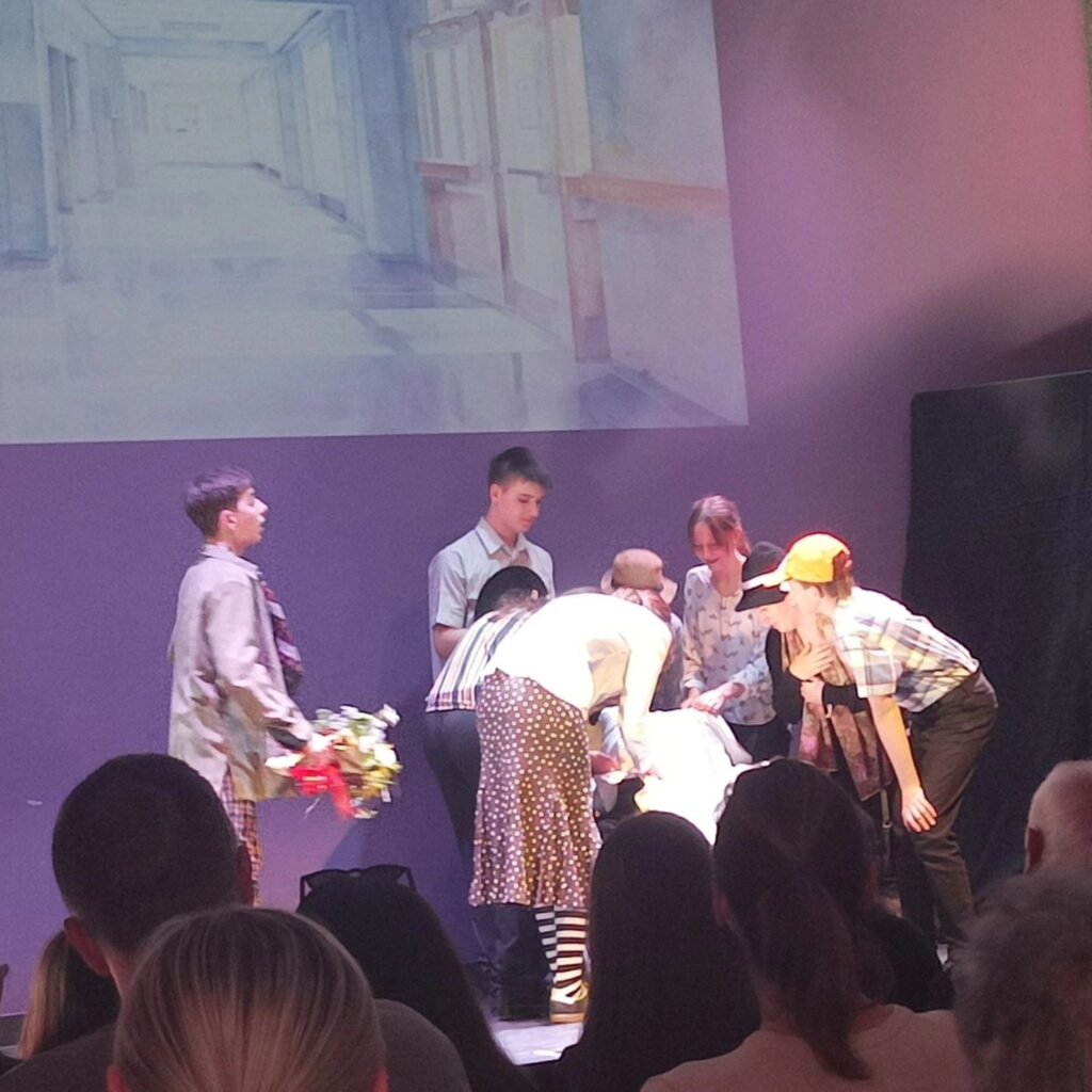 679463055 1372262834931703 8410703413453852722 N