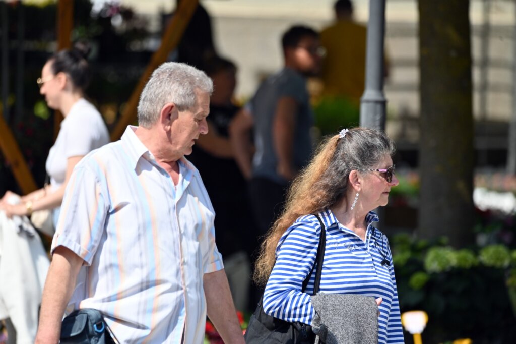 67de8768 6cd6 4b92 Bcce C75be730b3cb