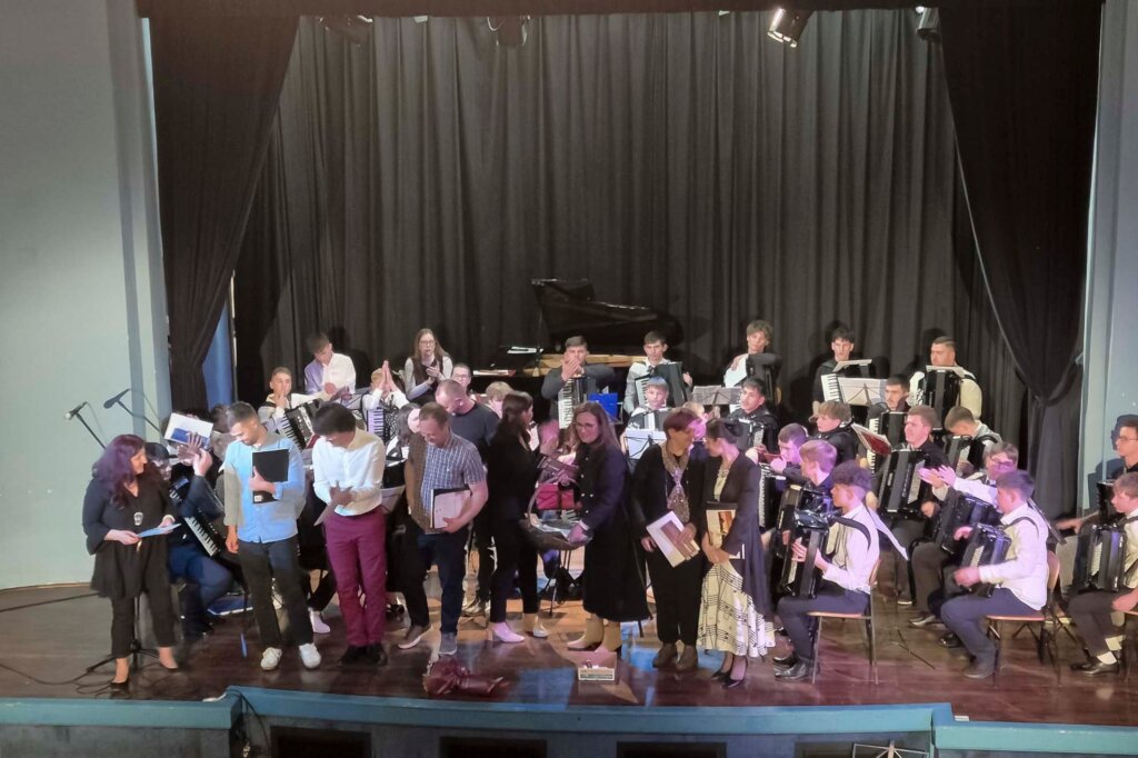 680394459 1921978568746167 4223833980918166508 N