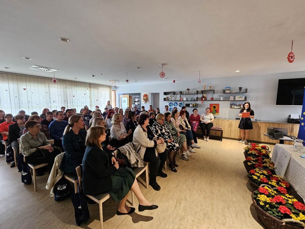 684164750 1428143552689038 4669033802521182530 N