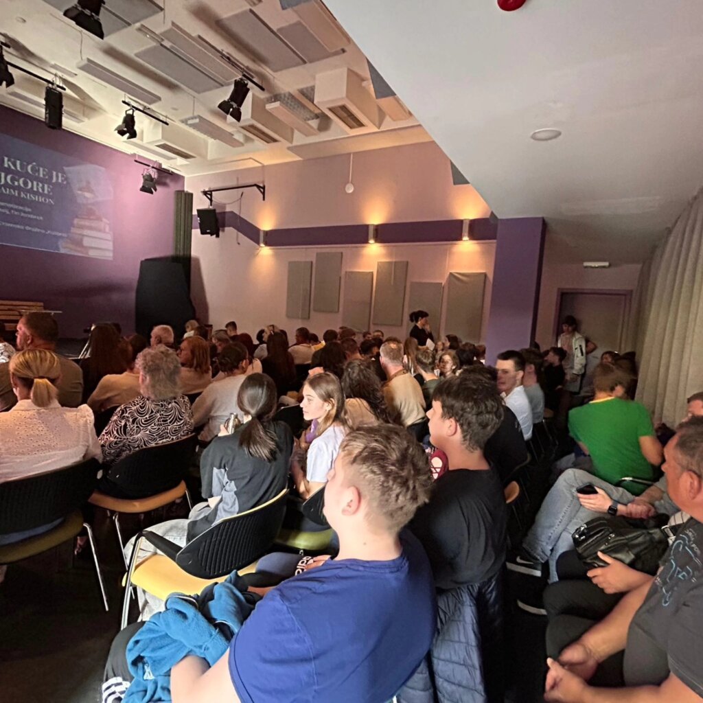 684272150 1372262861598367 5132572412164233503 N