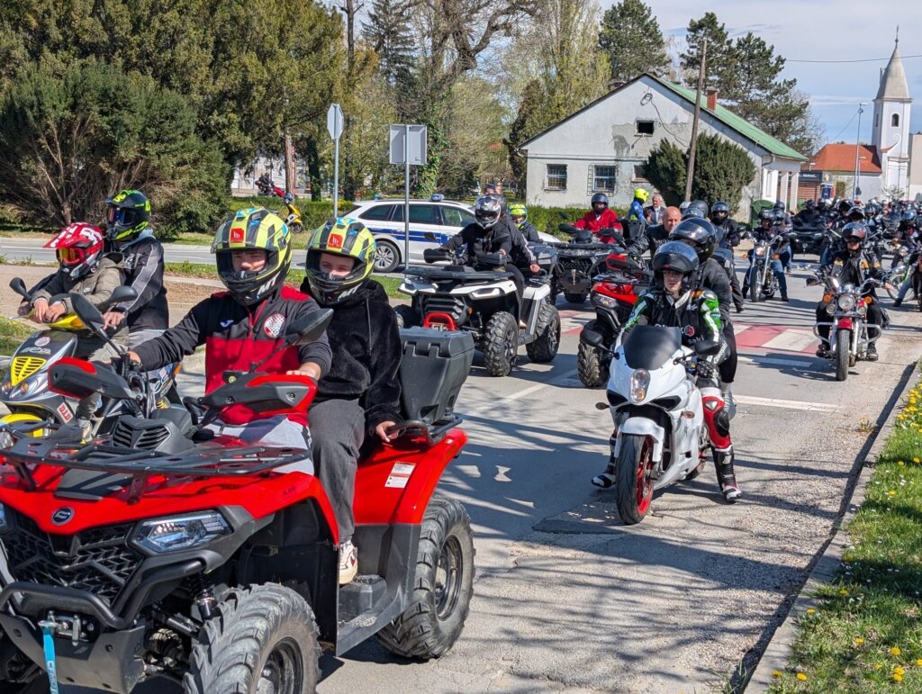 6c432cd5 7276 46d6 8f60 6f4d3dc782f9