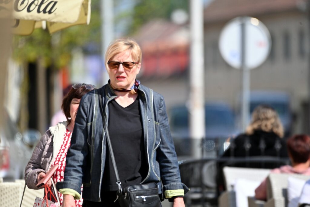 6b579f73 246a 4a1a 8bdf 28ebd09f8f66