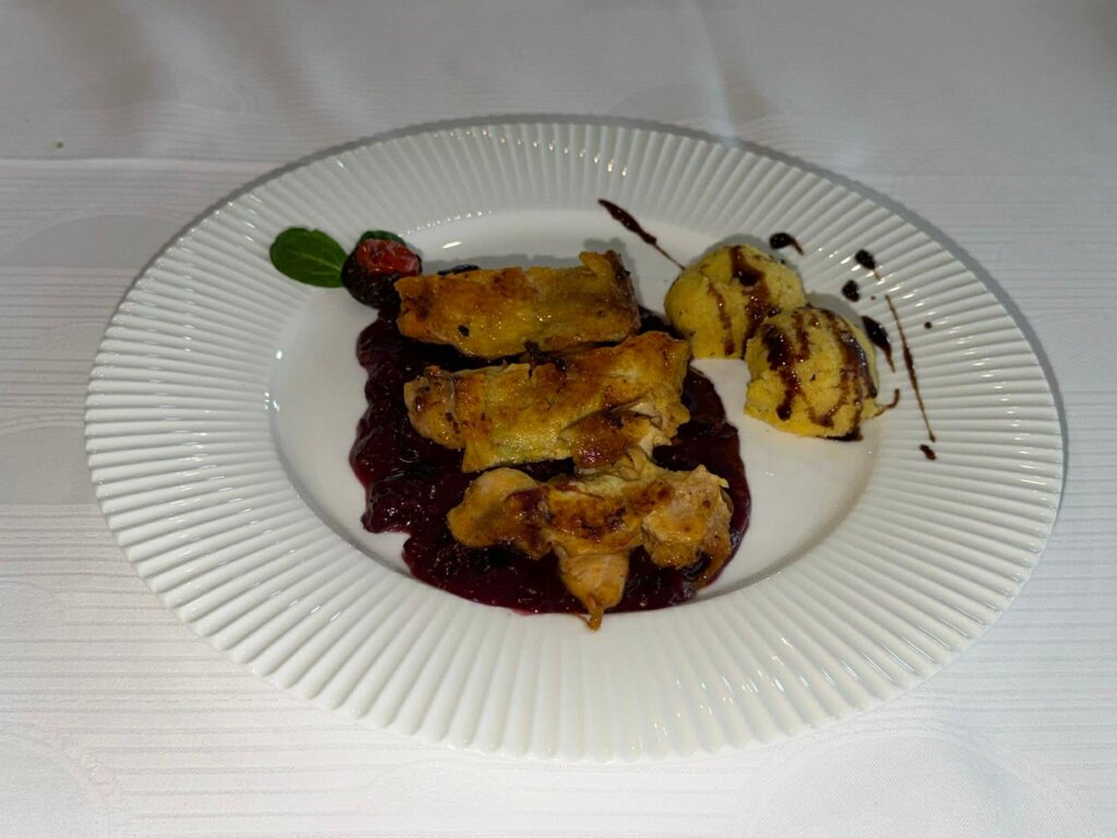 6f496d3a 5215 4c18 B648 4f48f925dd67