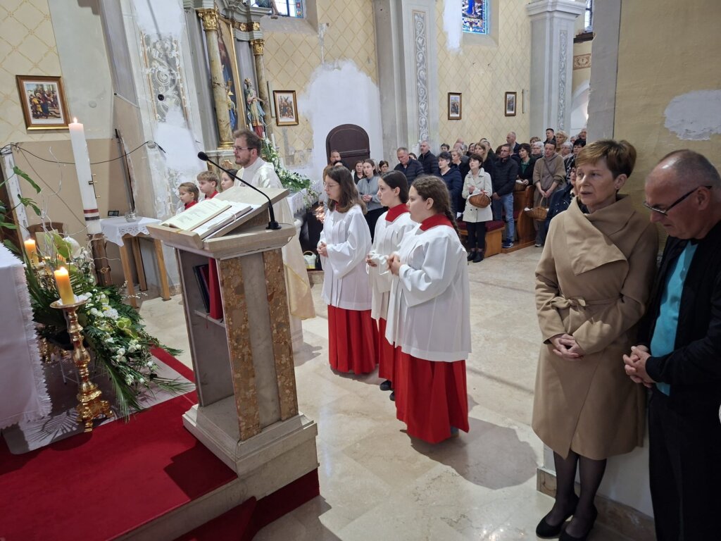 75817cb2 5c9b 4dd5 B675 1133e2573acc