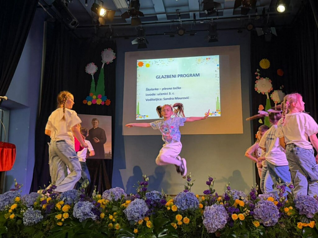 855dd276 Bcf1 43a9 A039 5bb31440f806