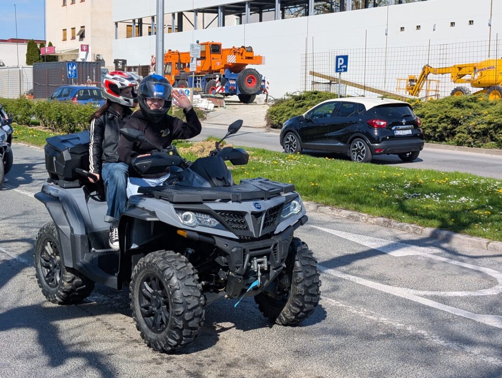 873d4172 2776 4afe 8600 8e336d4ef0c0